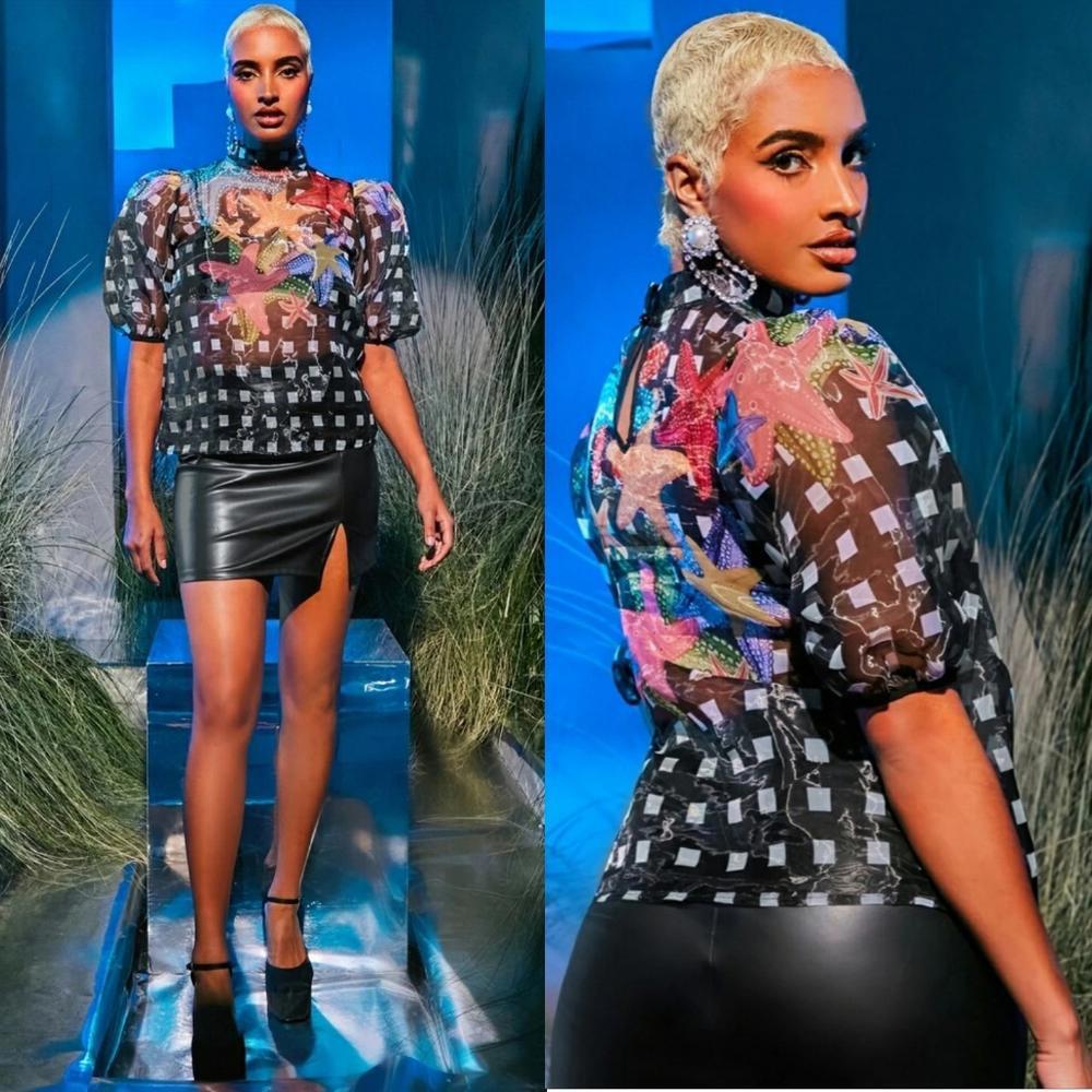 Street Geo And Starfish Print Puff Sleeve Sheer Organza Top
